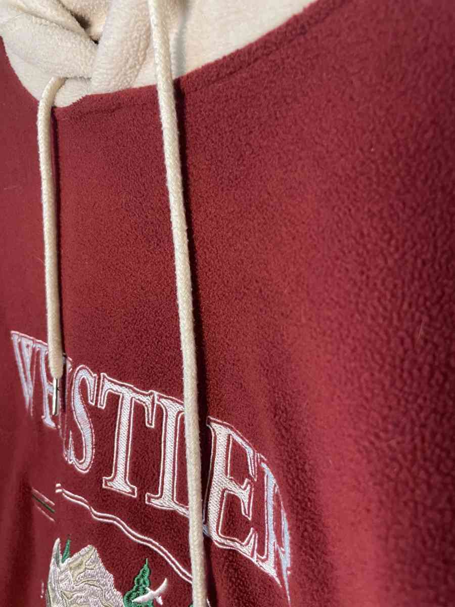 hoodie - Spanish Fork, Utah - FleaMarketBay