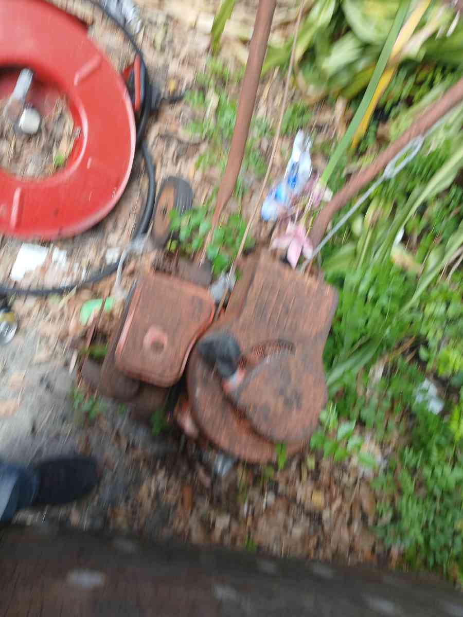 old tller - Apopka, Florida - FleaMarketBay