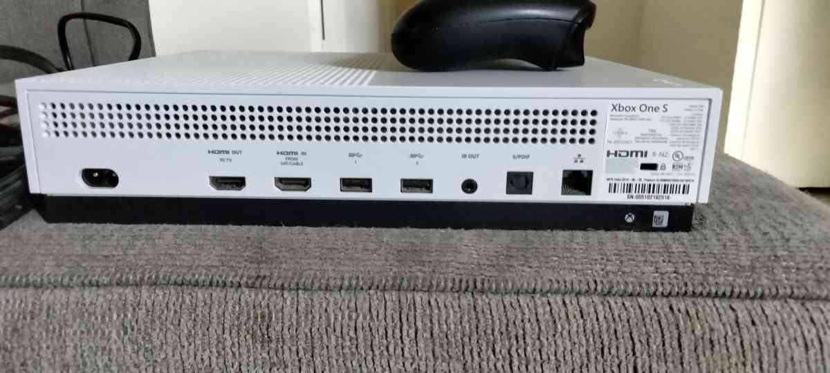 Xbox one s - Cheyenne, Wyoming - FleaMarketBay
