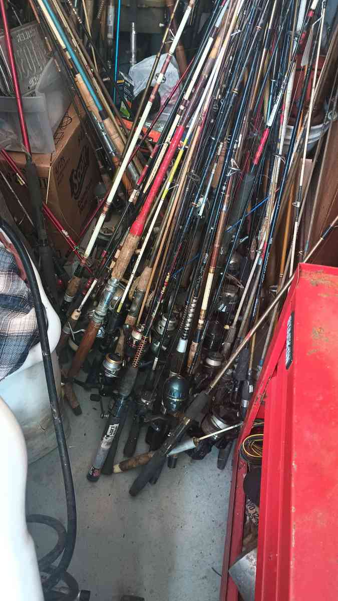 motorcycle pickup truck fishing gear - Hedgesville, West Virginia - FleaMarketBay