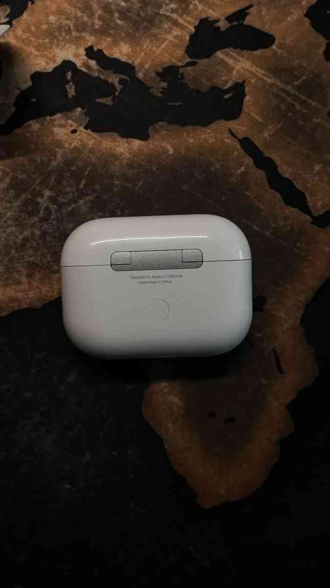 Apple AirPods Pro Generation 2 - Albany, New York - FleaMarketBay