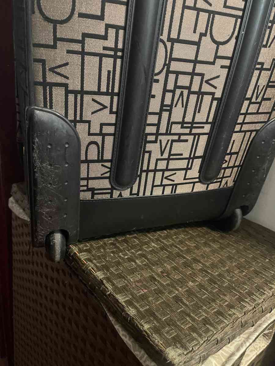 Diane Von furstenberg carry on luggage - Lyndhurst, New Jersey - FleaMarketBay