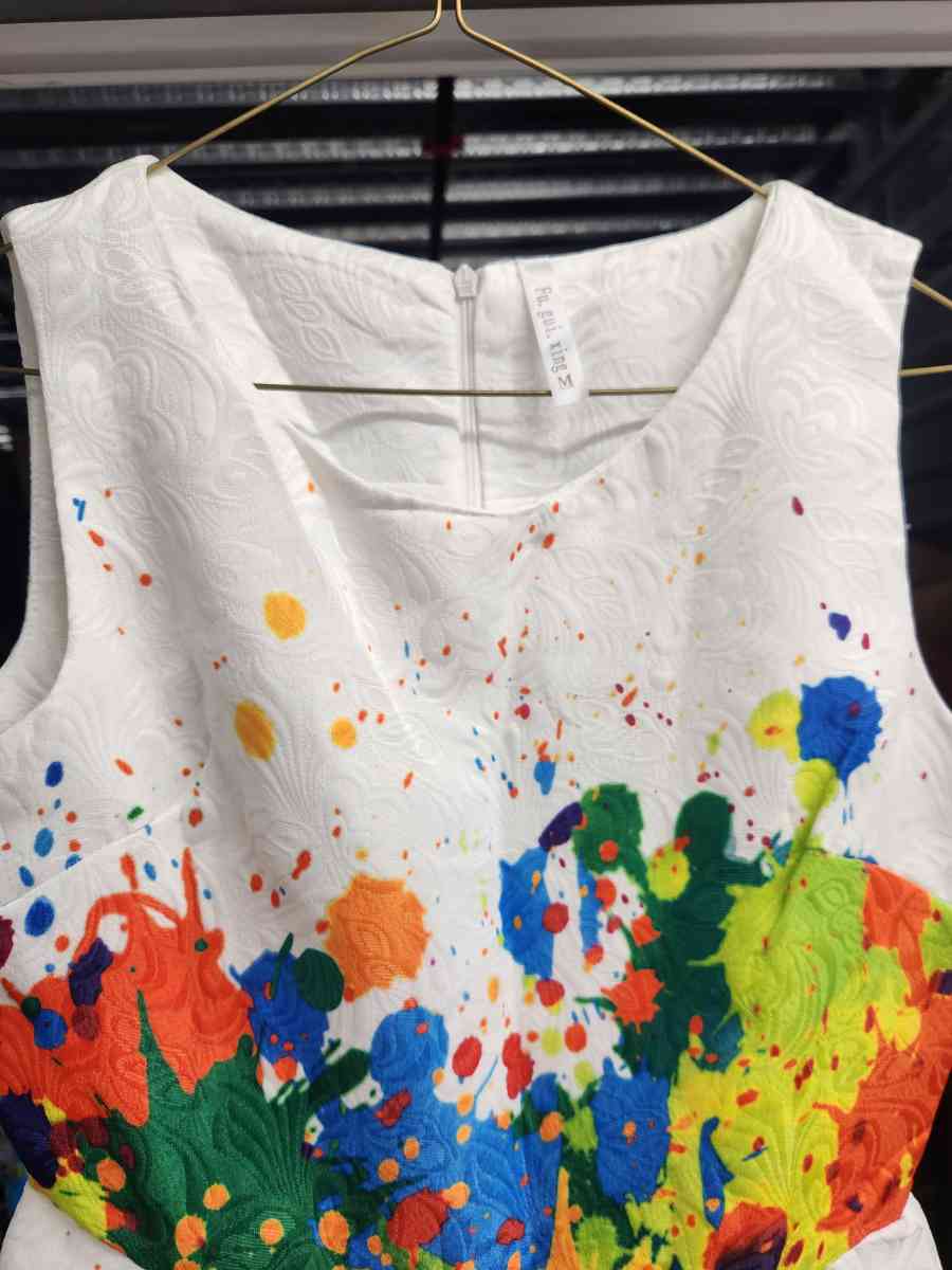 2 Short Flare Cocktail Dresses Womens Medium - Kenner, Louisiana - FleaMarketBay