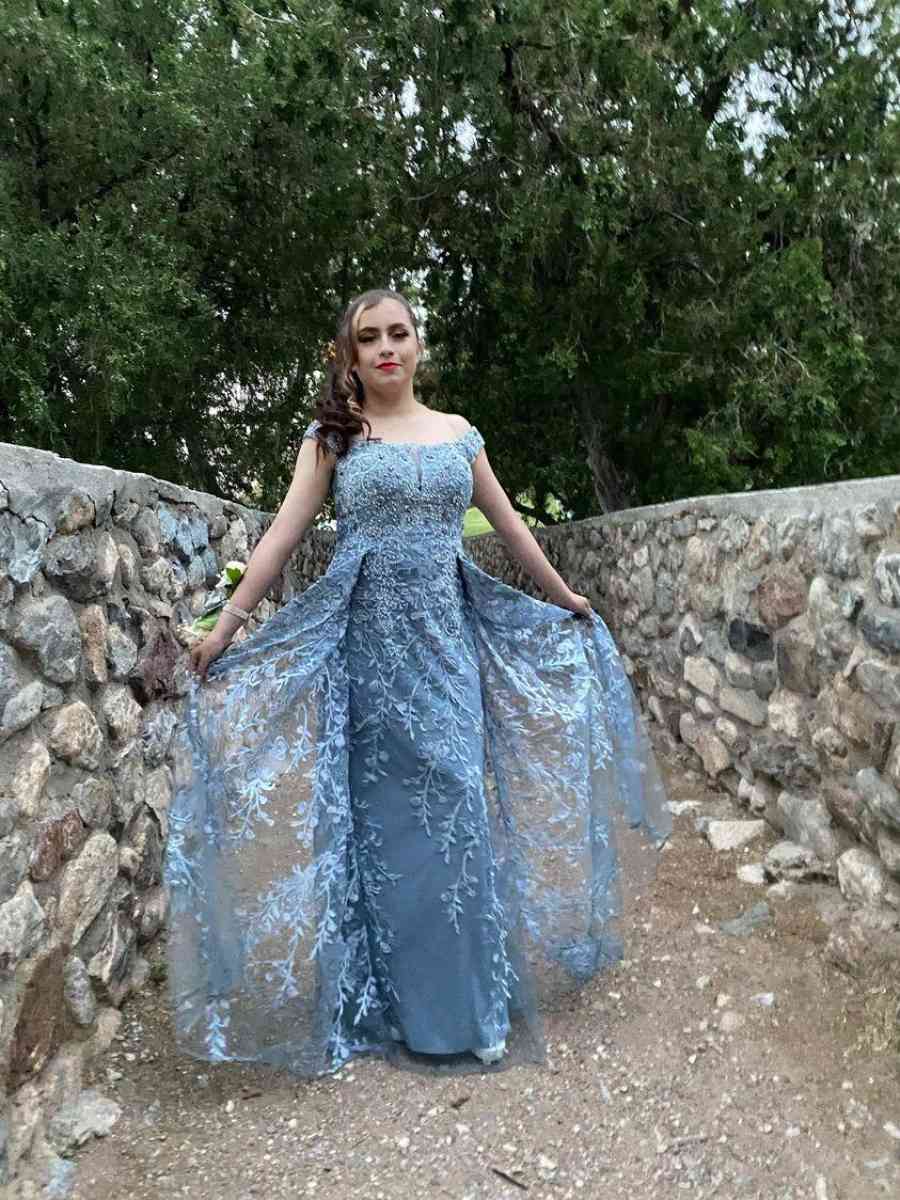 Dress - El Paso, Texas - FleaMarketBay