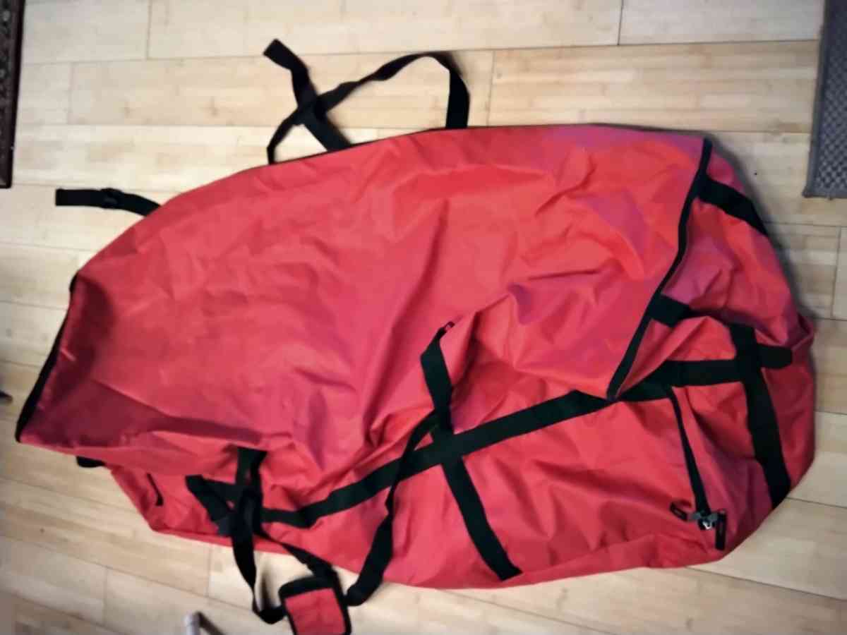 car traveling rooftop bag - Palm Springs, California - FleaMarketBay