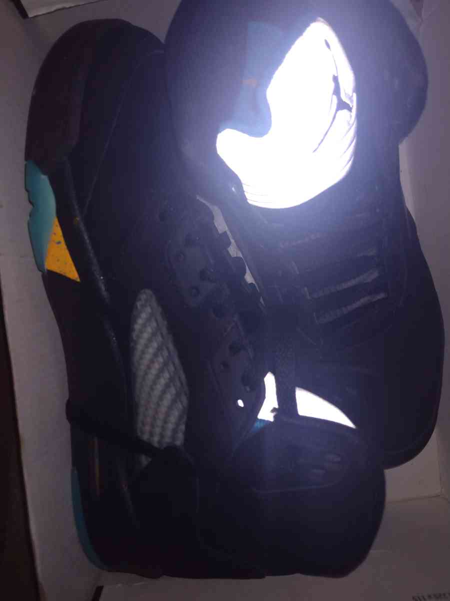 Jordans - Dallas, Texas - FleaMarketBay