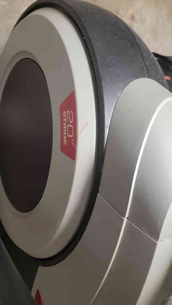 Pro Form Elliptical - Houston, Texas - FleaMarketBay