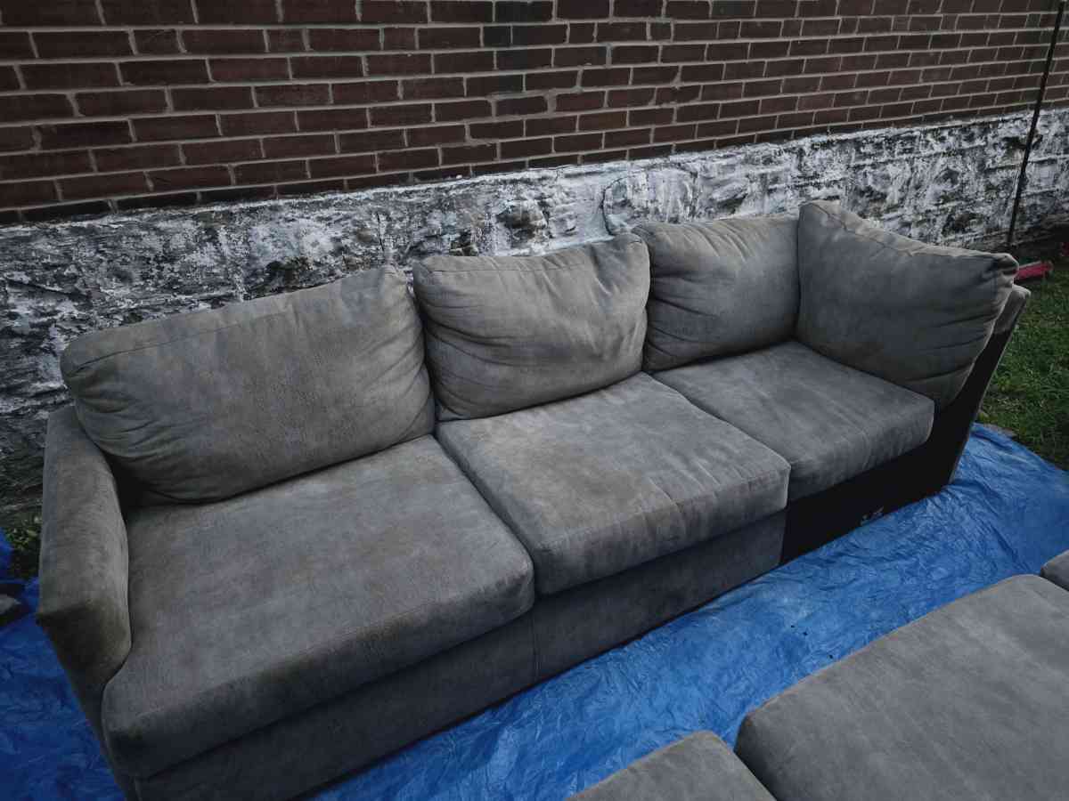 l shaped Sectional couch