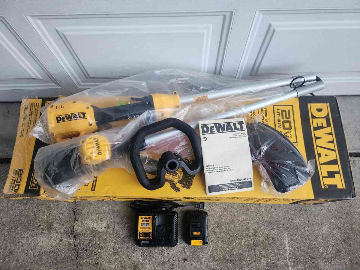 Dewalt 20v String Trimmer Kit BRAND NEW