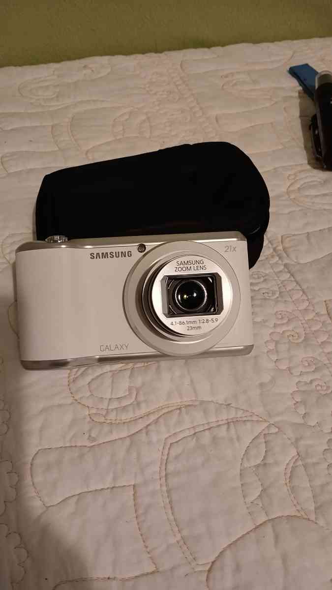 Samsung Galaxy 2 camera - San Diego, California - FleaMarketBay