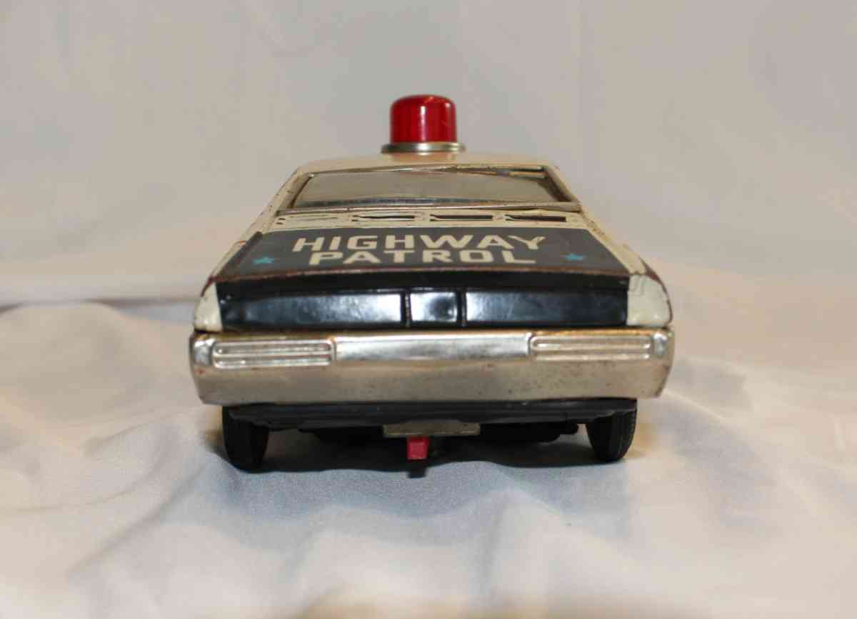 VINTAGE BANDAI HIGHWAY PATROL POLICE CAR TIN BATT - Fort Worth, Texas - FleaMarketBay