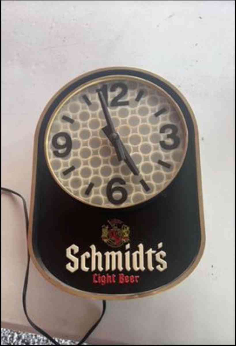 Schmidts light beer Clock - Indiana, Pennsylvania - FleaMarketBay