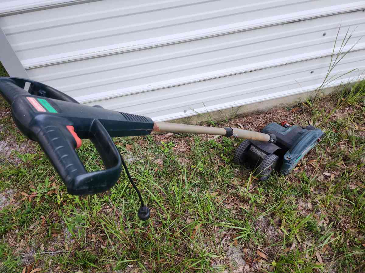 Craftsman Edger - Homosassa, Florida - FleaMarketBay