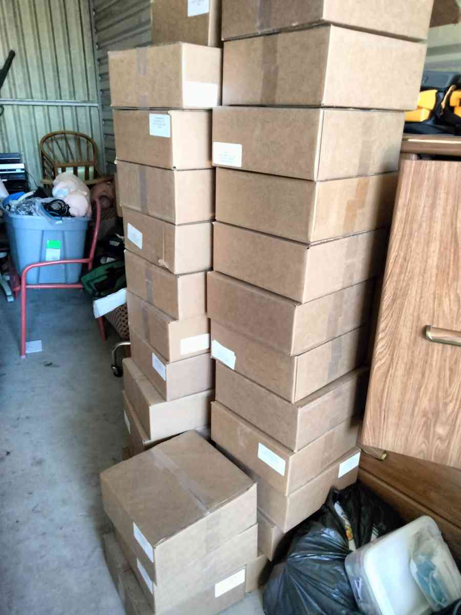 alamcenamiento de agujas desechables - San Juan, Texas - FleaMarketBay