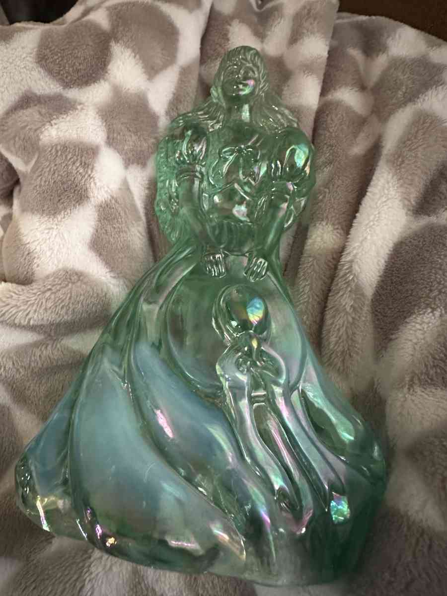 Fenton girl and lady