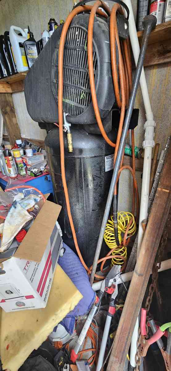 air compressor 220 volt - Myakka City, Florida - FleaMarketBay