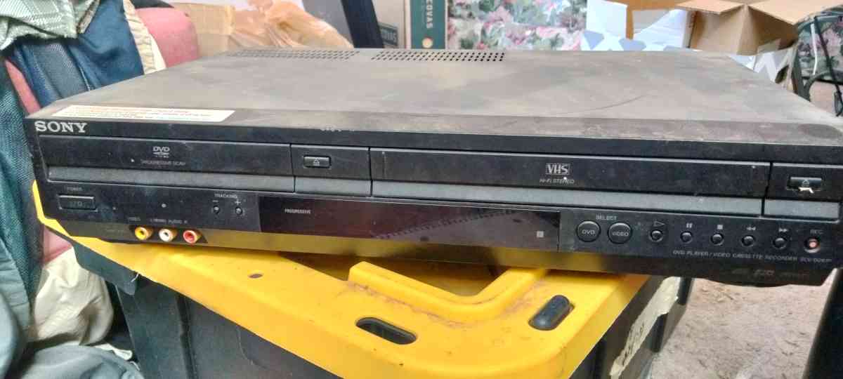 DVD VHS combo - Manteca, California - FleaMarketBay