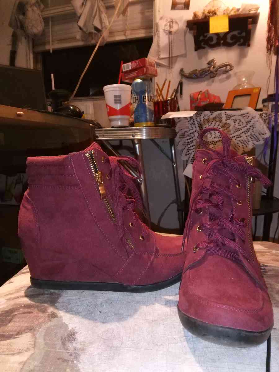 S NJ high top wedge shoes - Cave City, Arkansas - FleaMarketBay