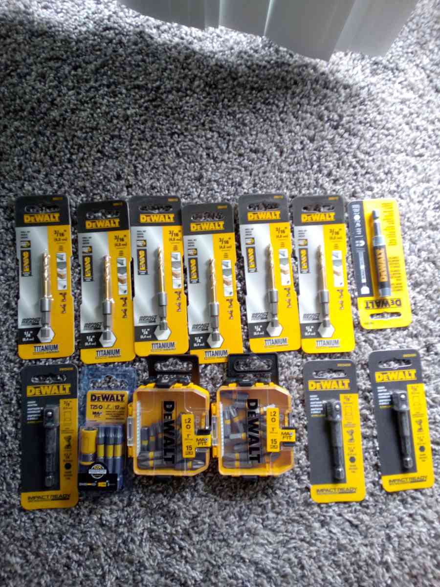 Dewalt Bit bundle deal - Indianapolis, Indiana
