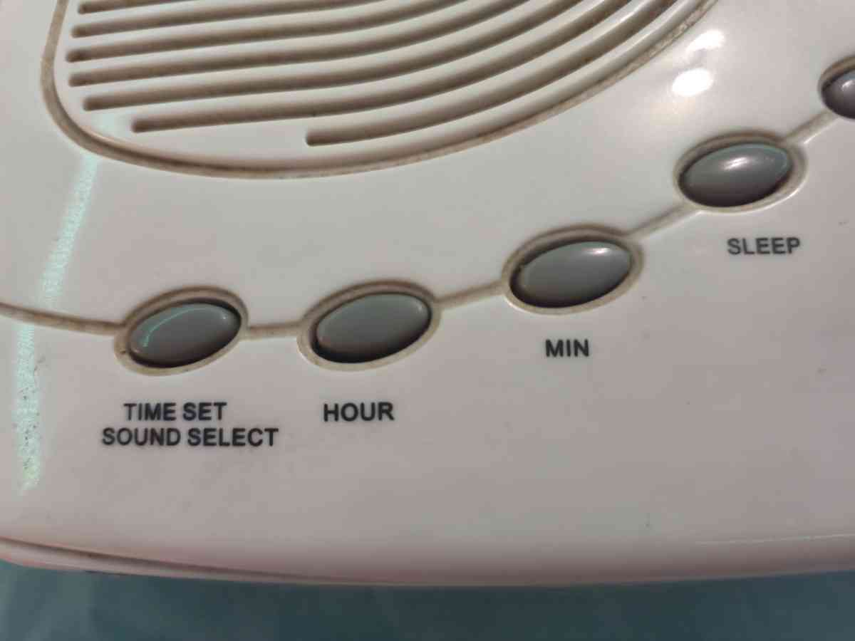 Perfection Soothing Sounds 2 Band Clock Radio - Crittenden, Kentucky - FleaMarketBay