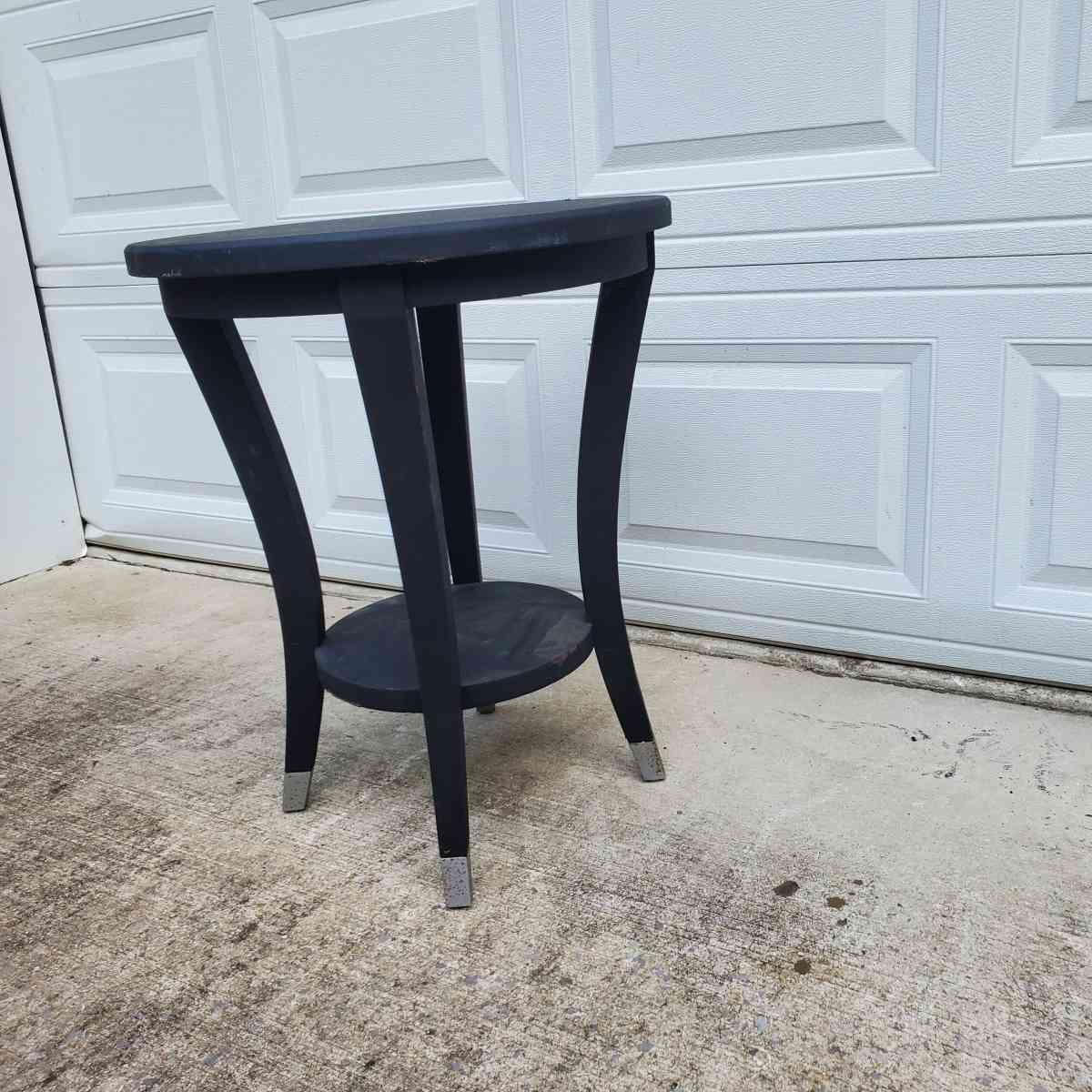 Black Wood Side Table  21 x 26 Tall  RRR Furniture - Rock Island, Tennessee - FleaMarketBay