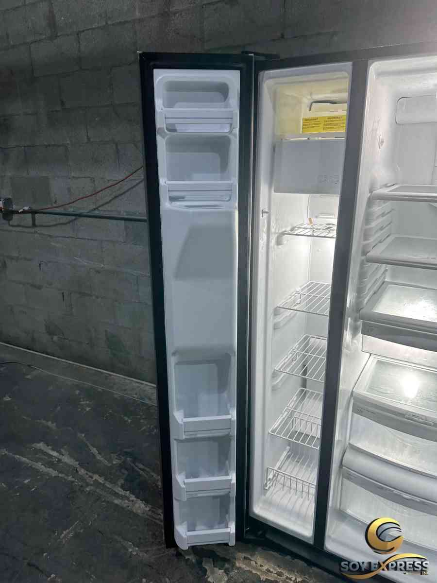 GE refrigerator stainless steel - Miami, Florida - FleaMarketBay