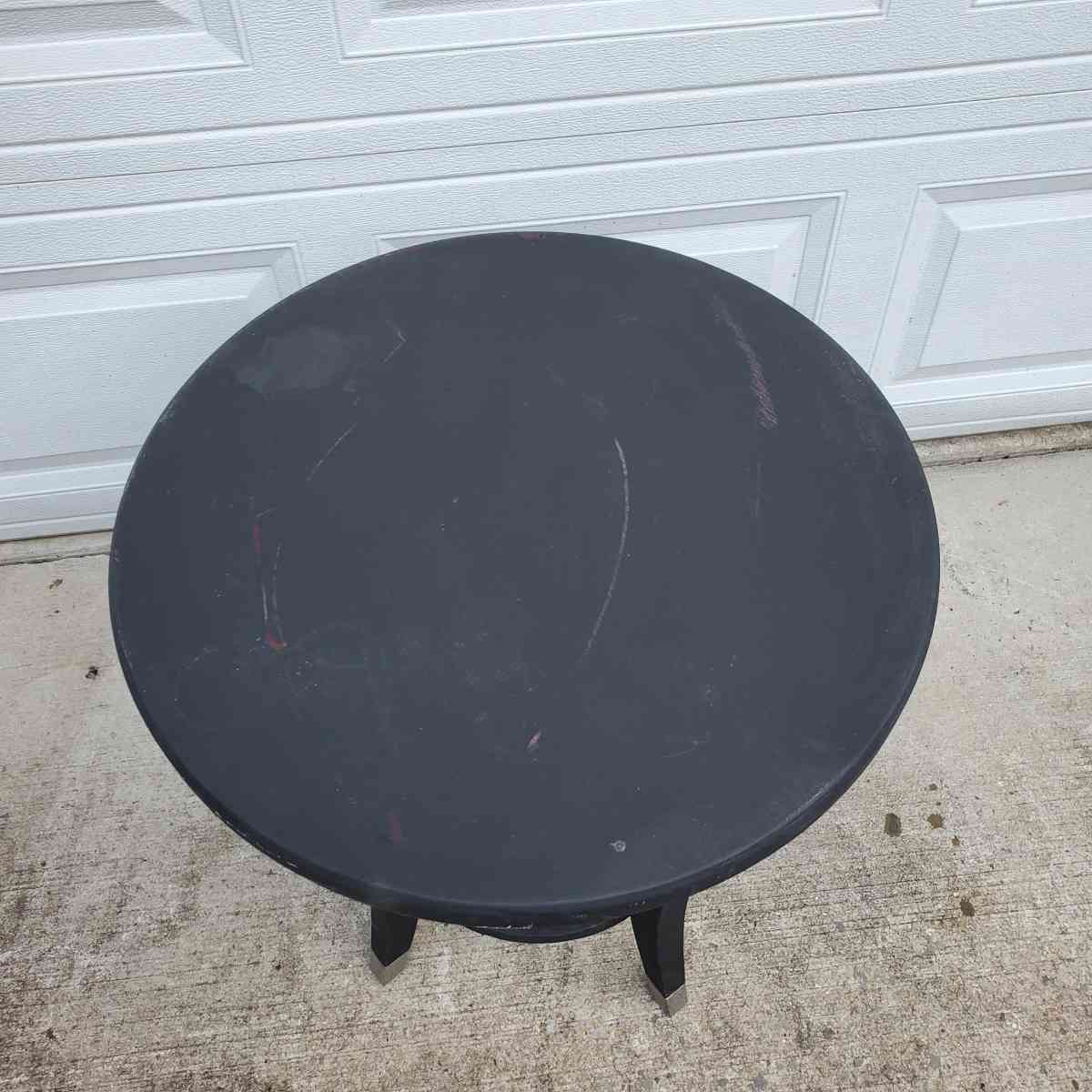 Black Wood Side Table  21 x 26 Tall  RRR Furniture - Rock Island, Tennessee - FleaMarketBay
