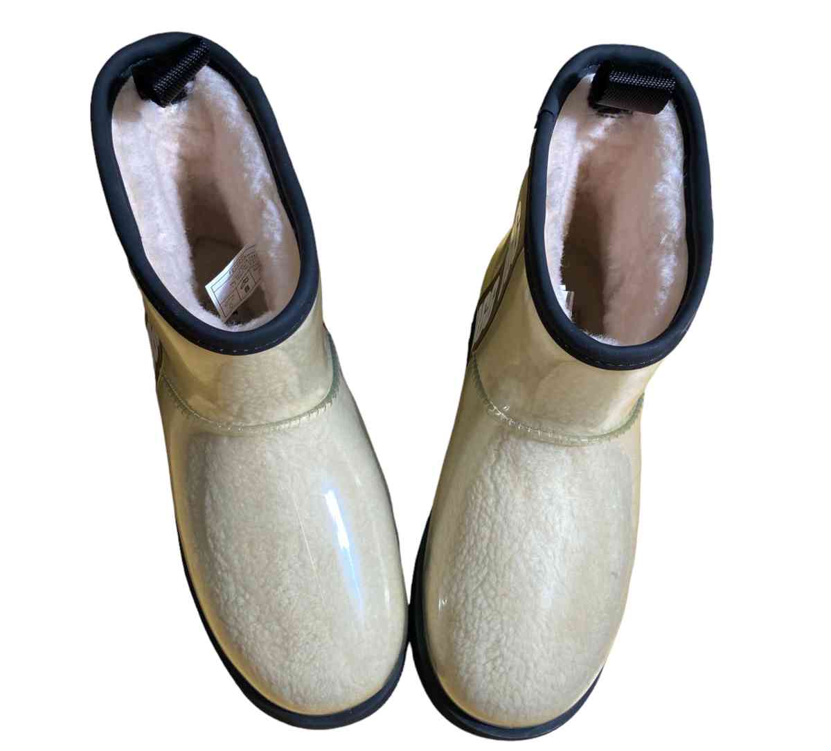 UGG Classic Clear Mini Boots NWT Size 5