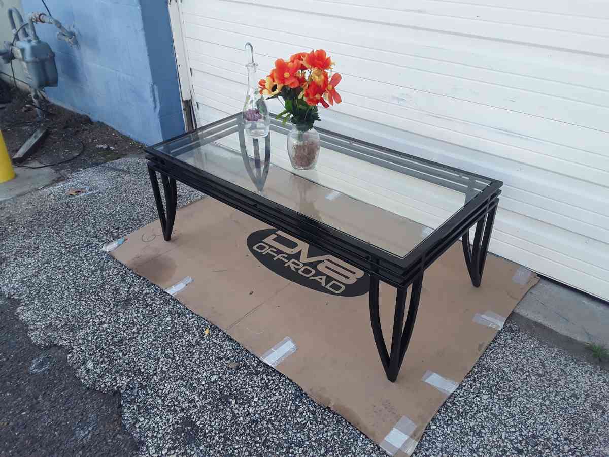 Nice Black All Steel Coffee Table Glass Top 48 X 24 X 18 - Williamstown, New Jersey - FleaMarketBay