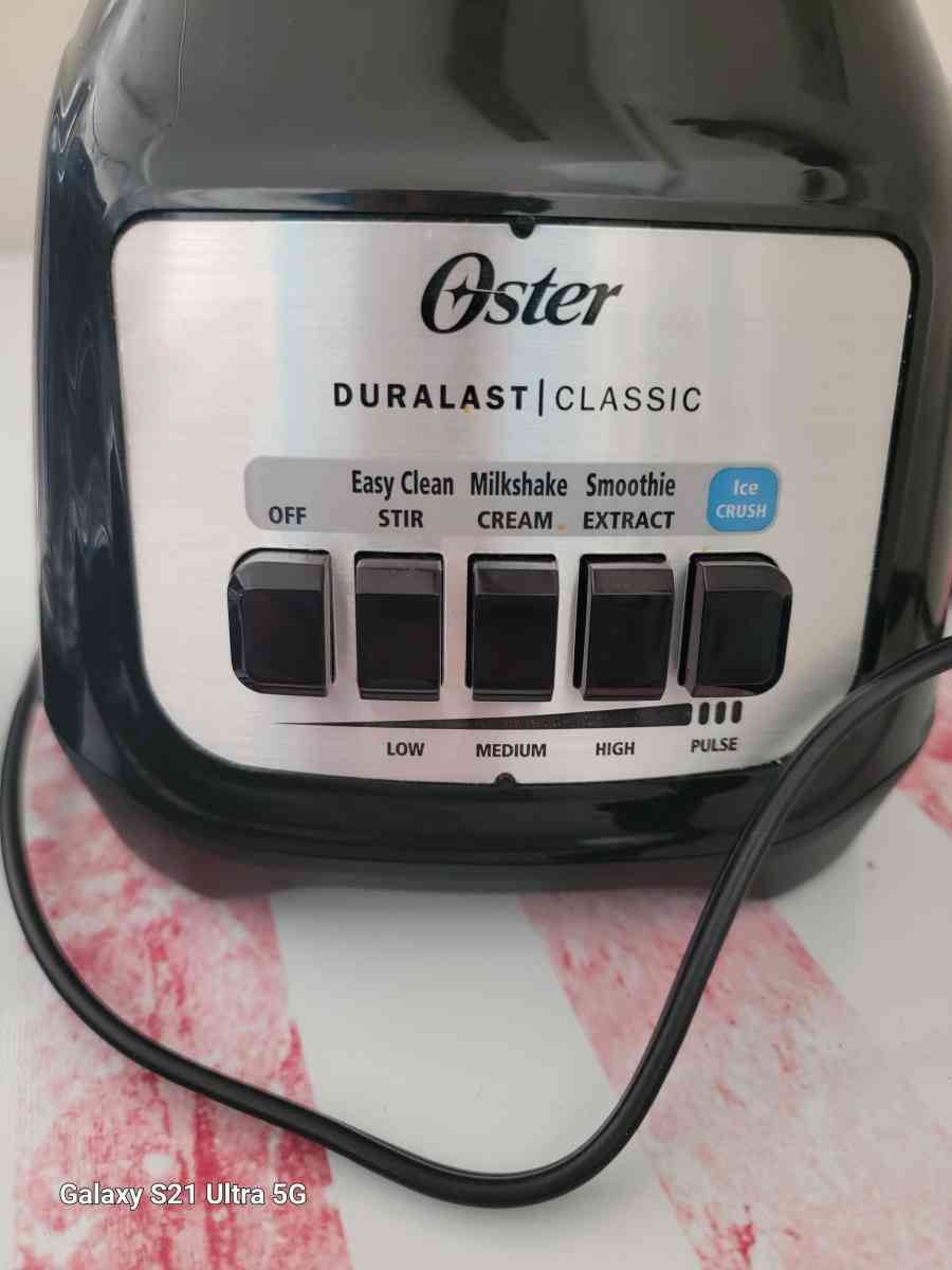 The Oster Classic Blender Duralast 5 Speed - Wayne, Michigan - FleaMarketBay