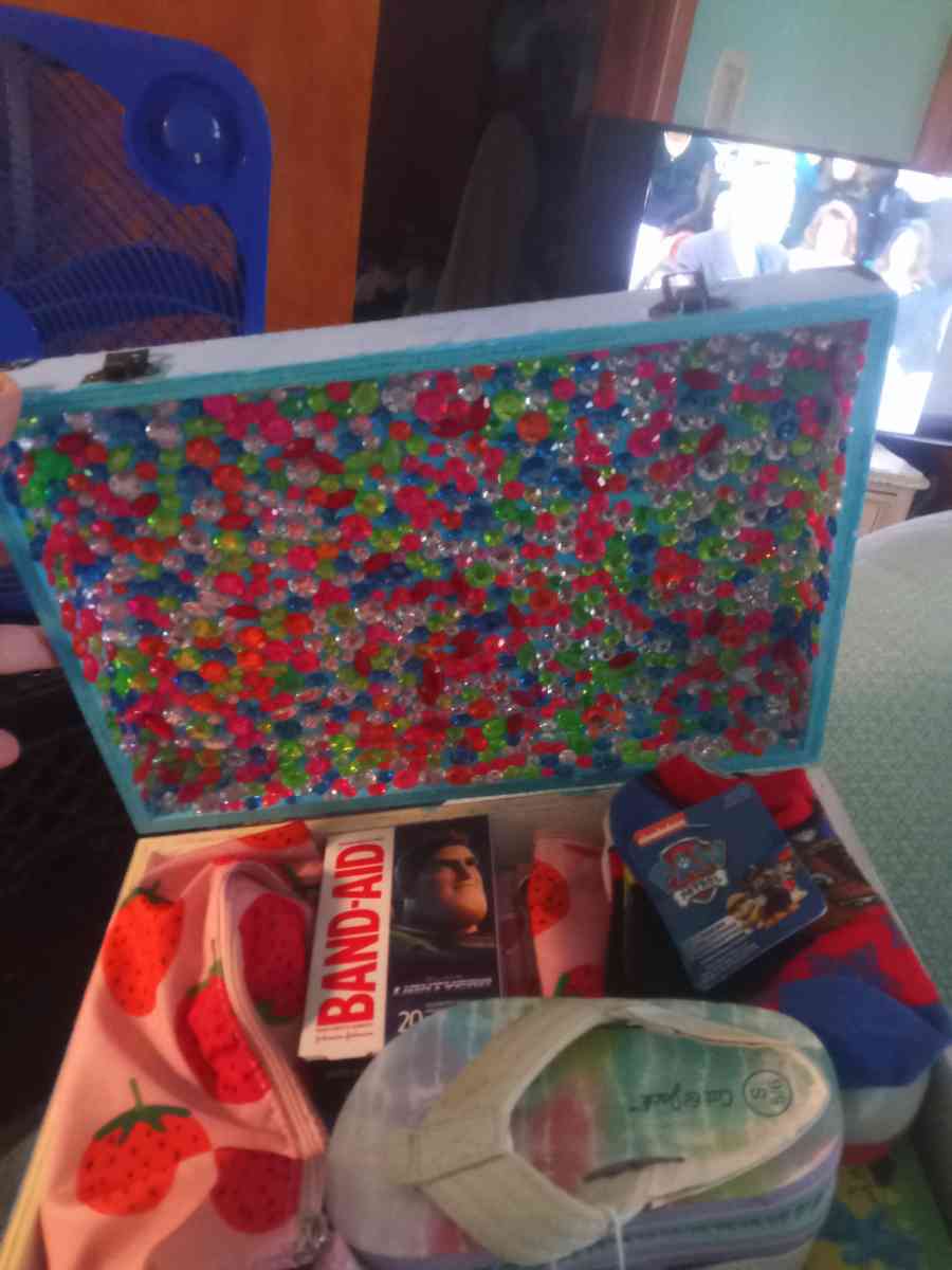 toys clothes shoes book six little school stuff band aid - Cleveland, Ohio - FleaMarketBay