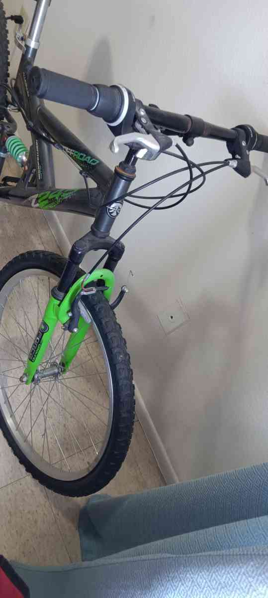 Northwood z245 tire 24 - Panorama City, California - FleaMarketBay