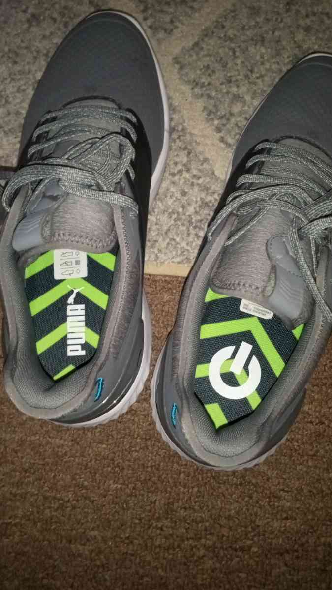 the new sport shoes size 11 - Belmont, California - FleaMarketBay