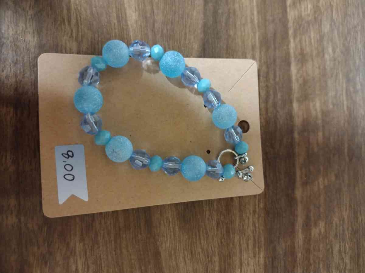 Beaded  Bracelets - Conway, Arkansas - FleaMarketBay