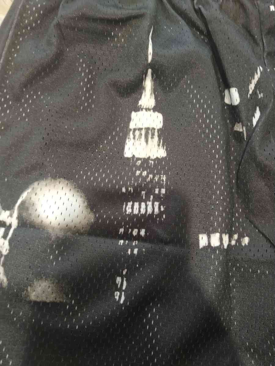 Eric Emanuel Black Skyline Shorts Size Medium - Atlanta, Georgia - FleaMarketBay