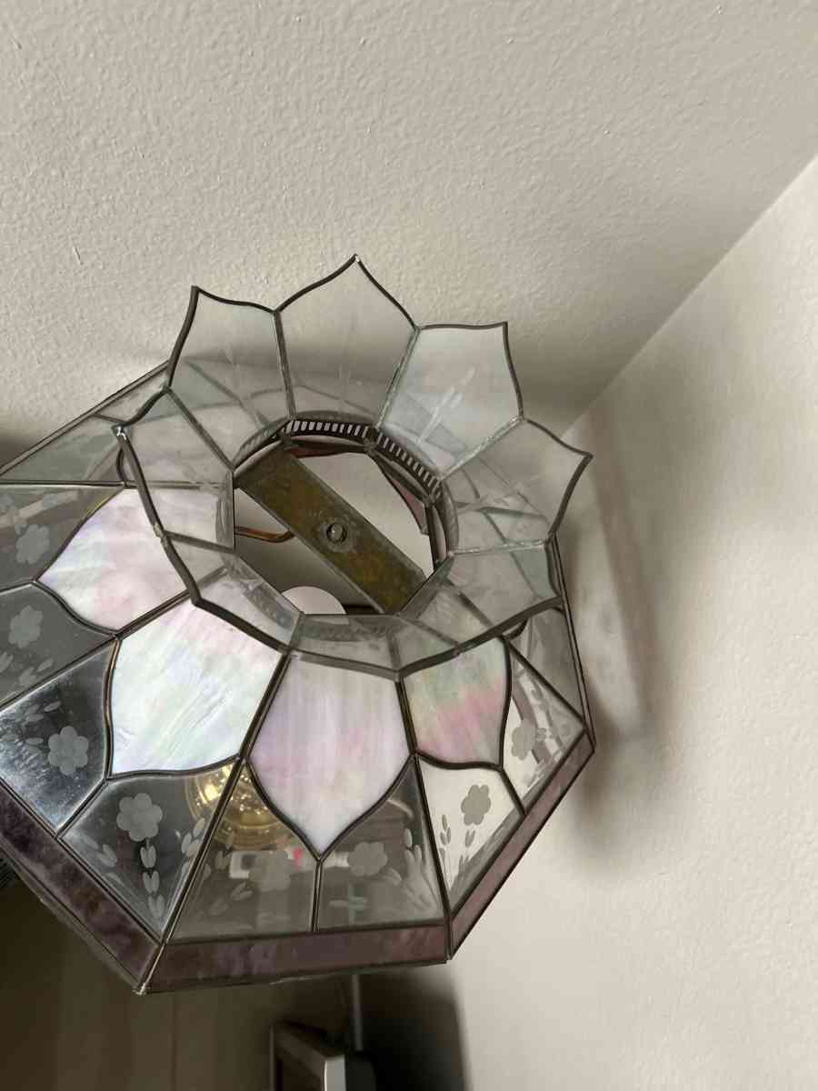 old Vincents lamp shade and lamp - Las Vegas, Nevada - FleaMarketBay