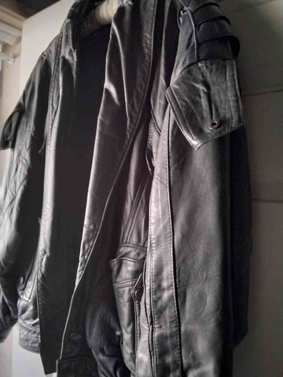 mens leather jacket - Palm Springs, California - FleaMarketBay
