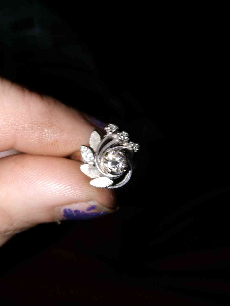 antique white gold ring 14k - Kokomo, Indiana - FleaMarketBay