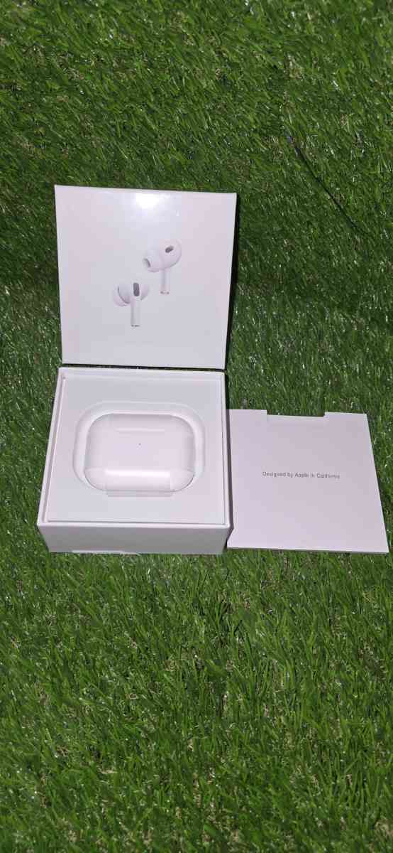 airpods pro good quality brand new - Chicago, Illinois - FleaMarketBay