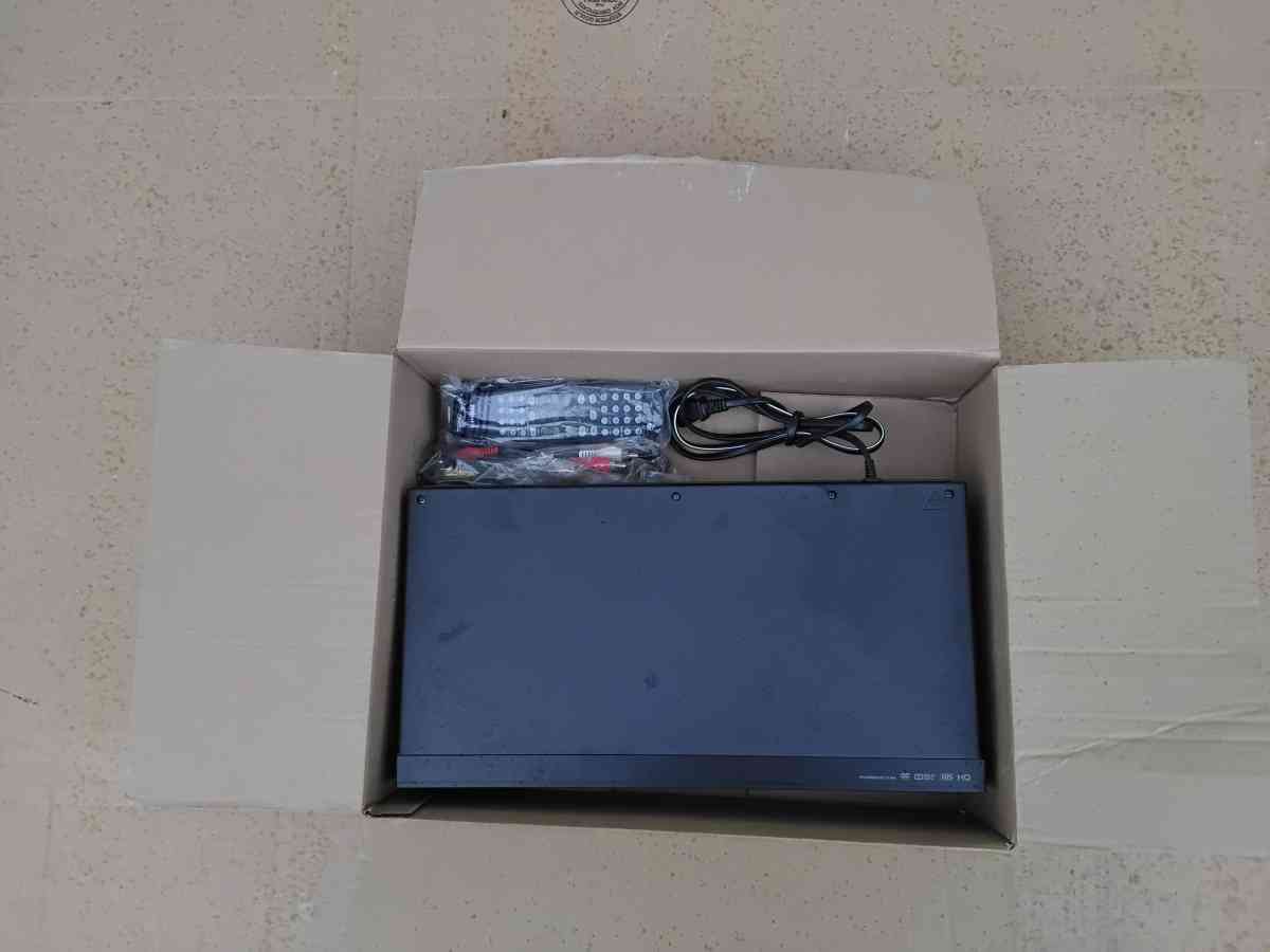 Nice Black Phillips VHS and DVD Player OEM Factory New - Williamstown, New Jersey - FleaMarketBay