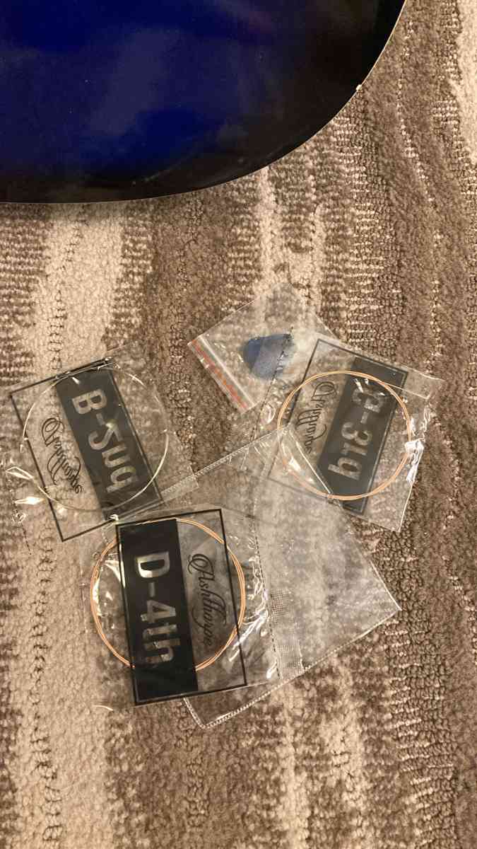 acoustic electric guitar - Portland, Oregon - FleaMarketBay