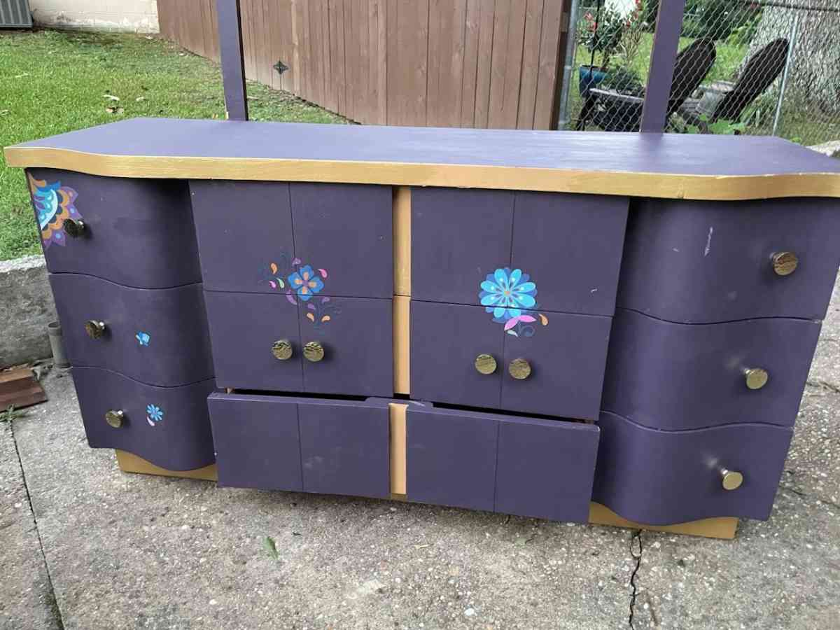 full size bedroom set - Alexander City, Alabama - FleaMarketBay