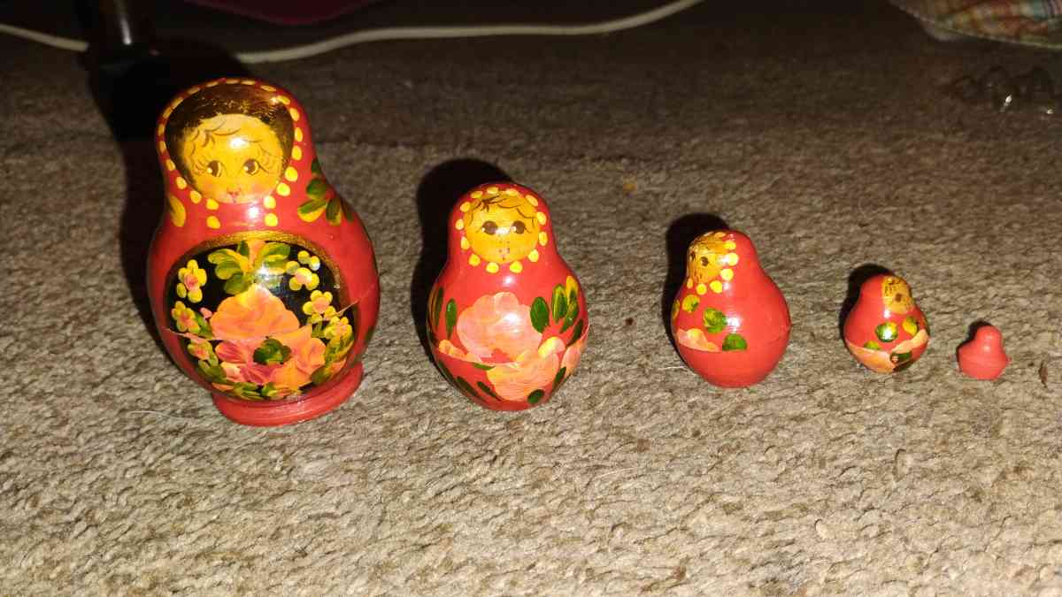 Collectibles Liquidation sale - Mchenry, Illinois - FleaMarketBay