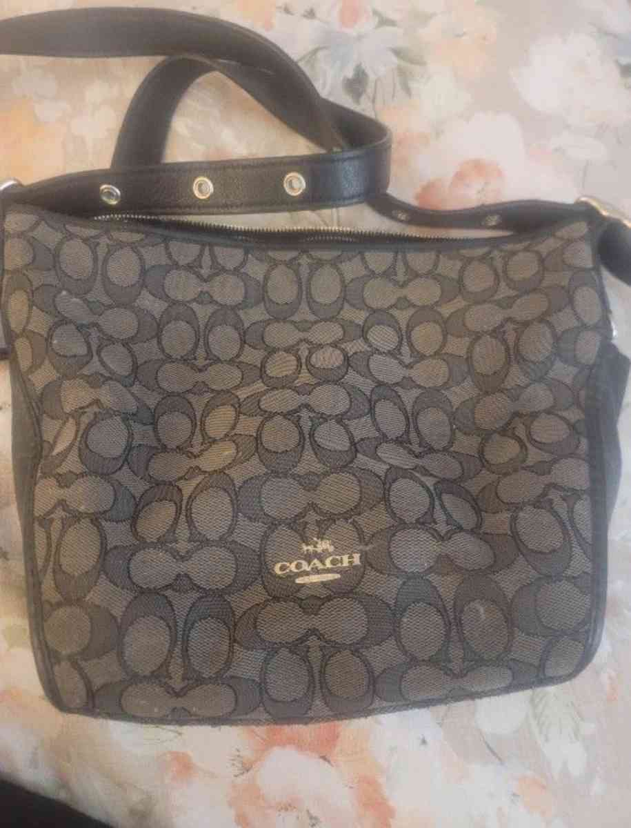 coach bag - Hudson, Florida - FleaMarketBay