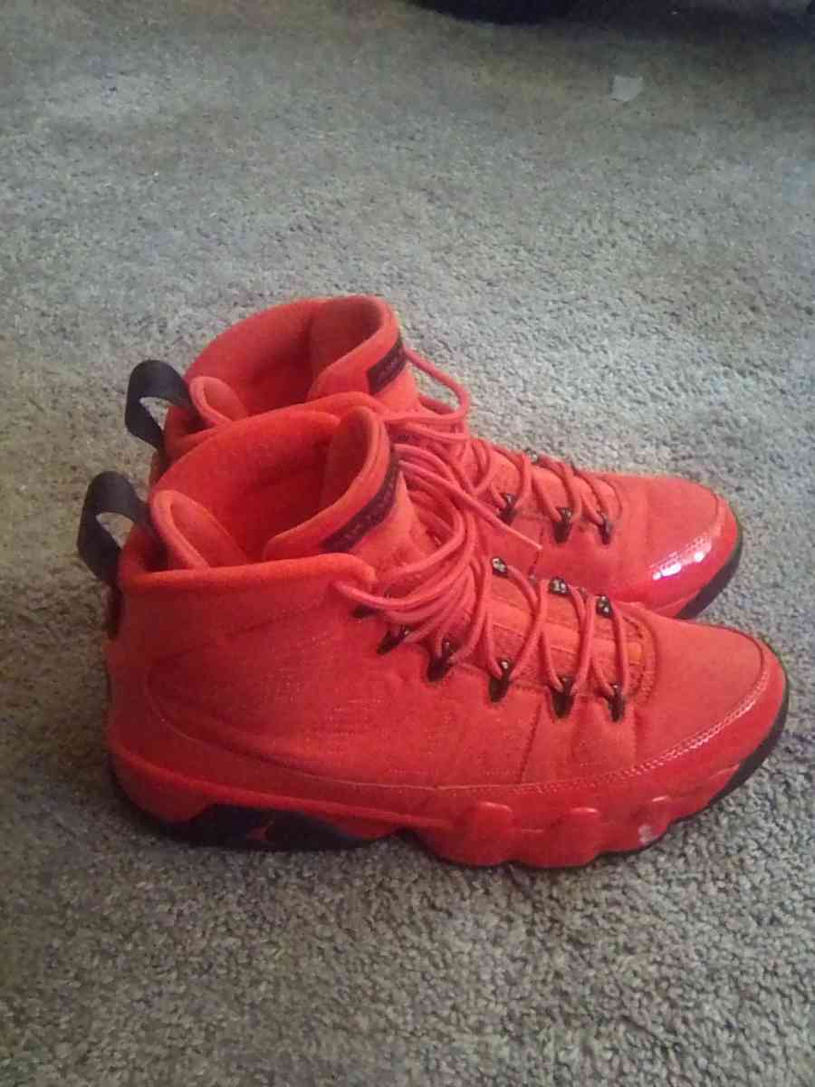 Jordan 9 Chile Red Size 9 Used Has Been Worn Please Read - Atlanta, Georgia - FleaMarketBay
