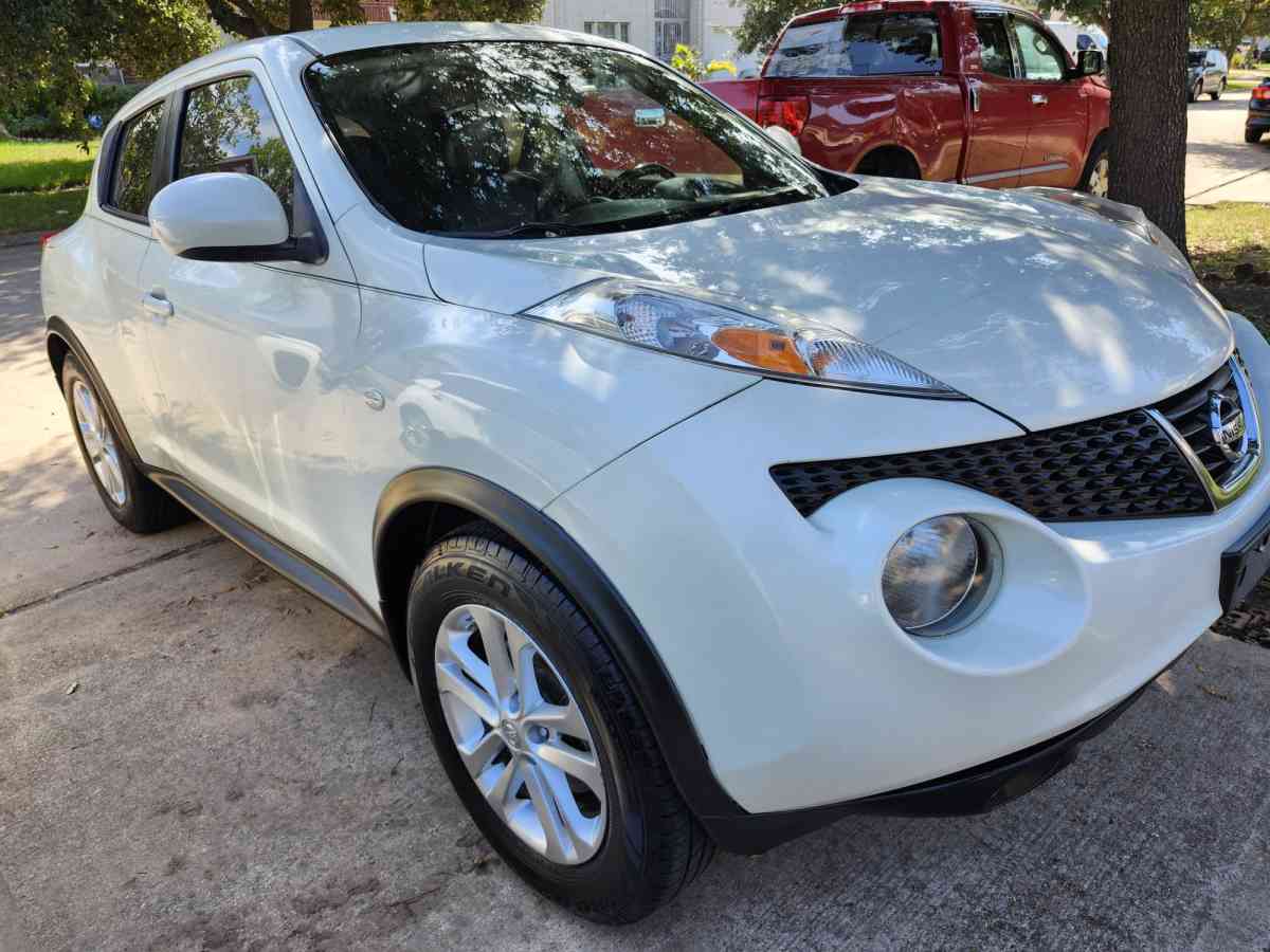 Nissan Juke 2012 SL - Houston, Texas - FleaMarketBay