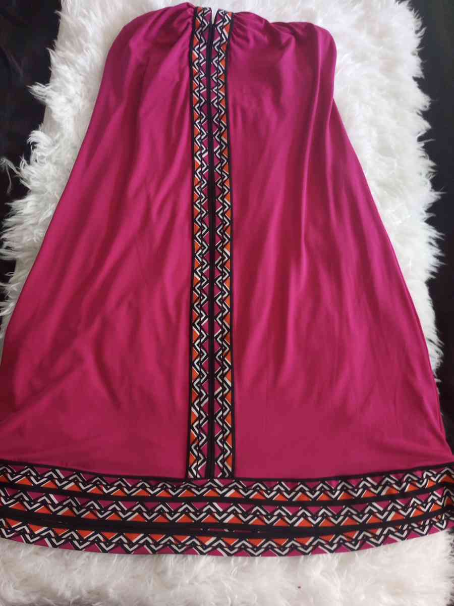 beautiful pink satin feel dress Calvin Clien - Fulton, New York - FleaMarketBay