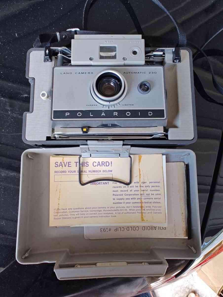 Antique cameras - Youngstown, Ohio - FleaMarketBay