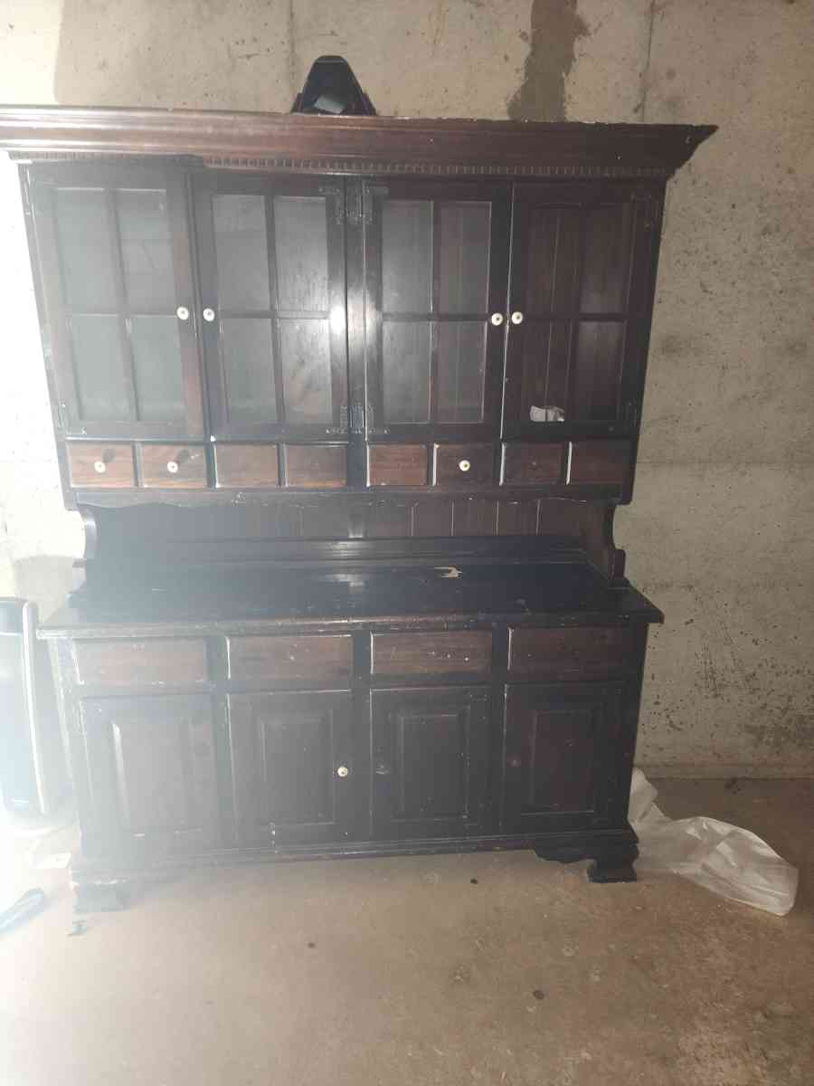 China Cabinet - Louisville, Kentucky