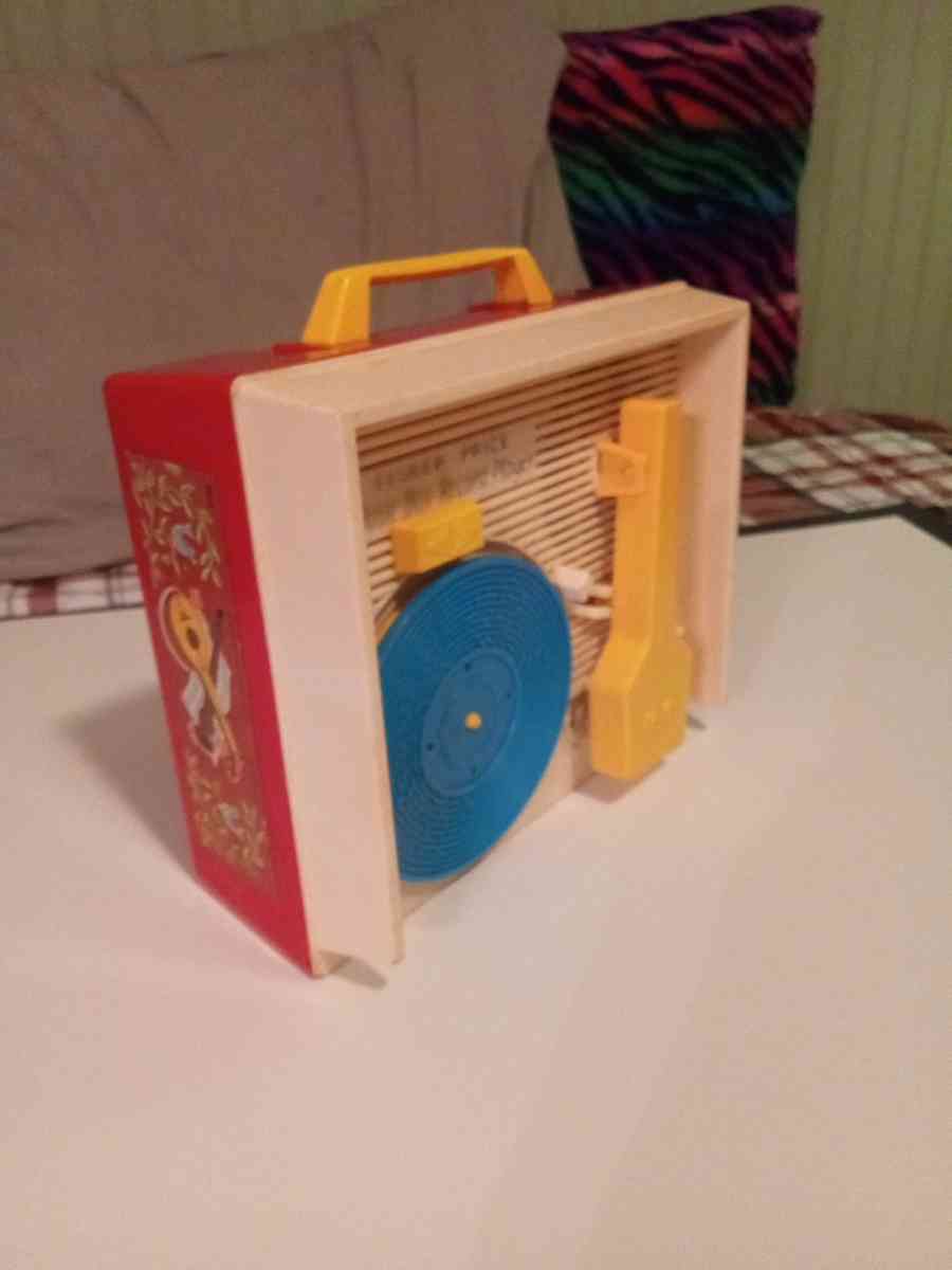 Fisher Price Music Record Player with five records - Kennesaw, Georgia - FleaMarketBay